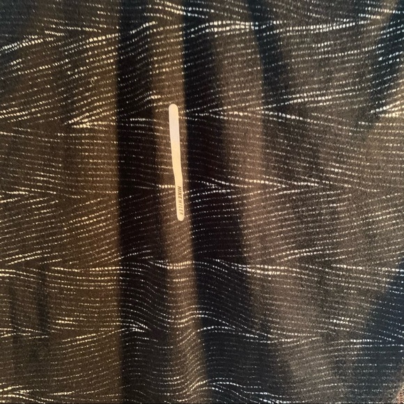 Nike Athletic t-shirt - Picture 5 of 5